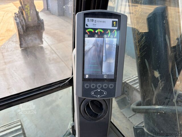  Caterpillar 320FL