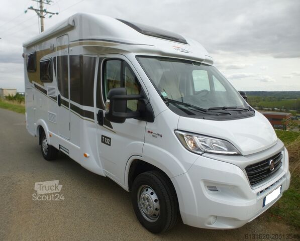 Autocaravana semi-integrada Carado T 132