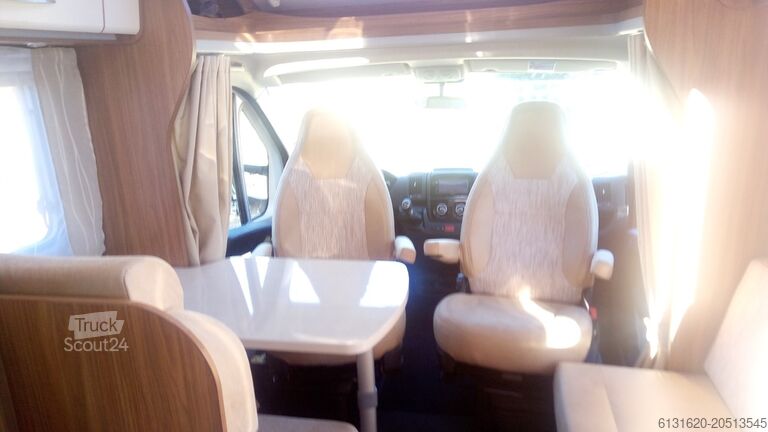 Autocaravana semi-integrada Carado T 132