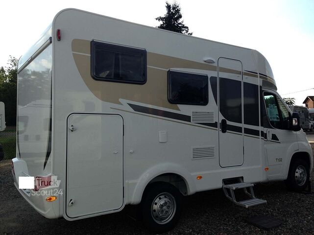 Autocaravana semi-integrada Carado T 132