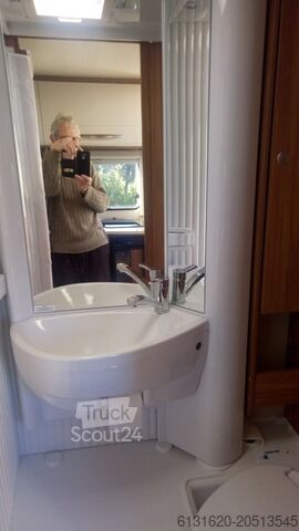 Autocaravana semi-integrada Carado T 132