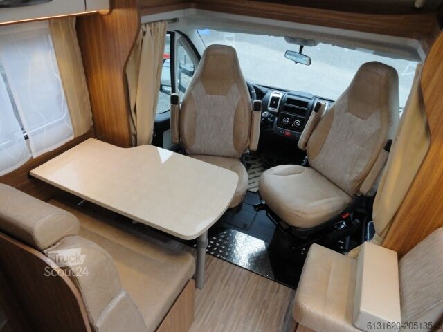 Autocaravana semi-integrada Carado T 132