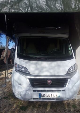 Autocaravana semi-integrada Carado T 132