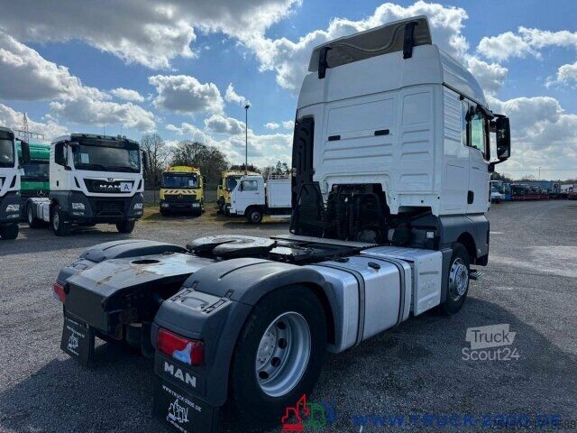 Standard trækkerunit MAN TGX 18.420 XL Haus mit Bett Retarder org. 263Tkm