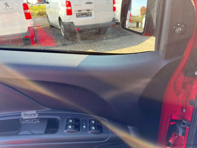 Minibuss FIAT Doblo Cargo Kombi Maxi XL SX M1 1.6 Multij