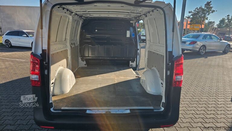 Κλειστό βαν MERCEDES-BENZ Vito  114 CDI/BT RWD LANG / EXTRALANG KLIMA  TPM
