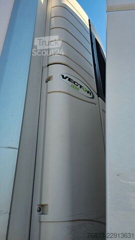 Šaldytuvas puspriekabė LAMBERET SR2 CARRIER VECTOR 1550 4896HRS BPW