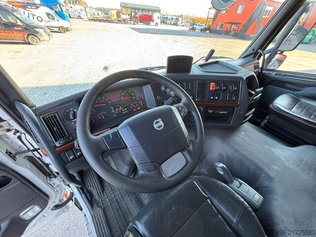 Porszívóautó Volvo FM 500 6x2*4 Simon Moos tank 12500 l ( 11500+10...