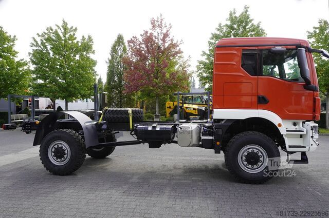 Alváz MAN TGM 18.250 4x4 / chassis 520 cm/ 3 units