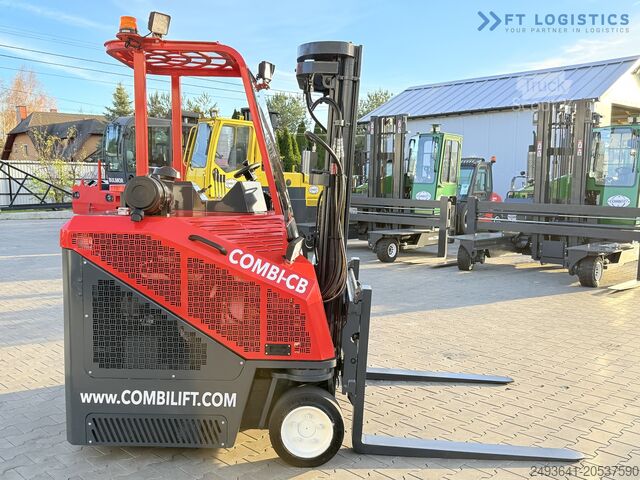 Stivuitor cu patru direcții Combilift C3000CB GAS TRIPLEX 4900 FREE-LIFT