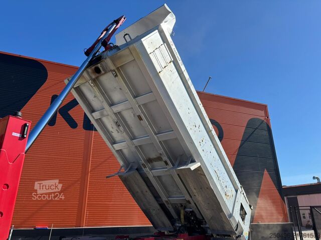 Savivartis Scania R 520 8x4 RETARDER / FULL STEEL / BOX L=5582 mm