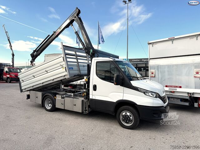Vrachtwagen met kraanopbouw Iveco Daily 35c180