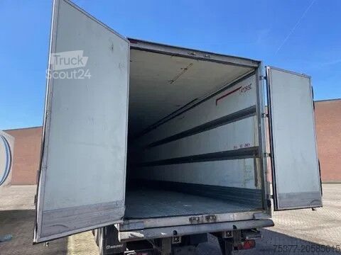 Prevoz v hladilniku/zamrznjenem stanju Montracon Thermo king SLX ,BPW drumbrakes, 247 width, 7...