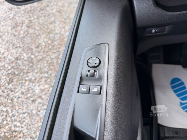 довгий кузовний фургон Opel Vivaro L2H1 Edition M Kima Kamera Tempom