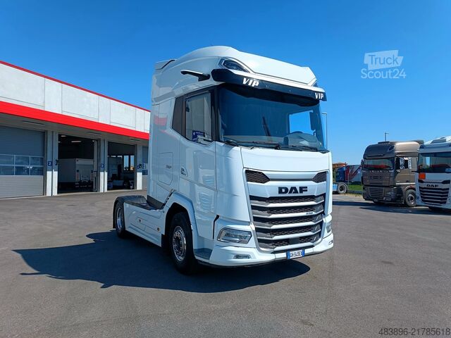 Tractora standard DAF XG + 530 FT