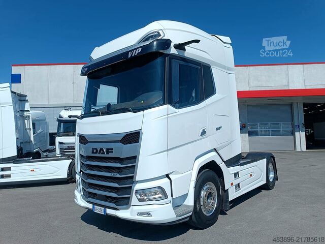 Tractora standard DAF XG + 530 FT