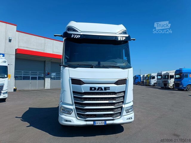 Tractora standard DAF XG + 530 FT