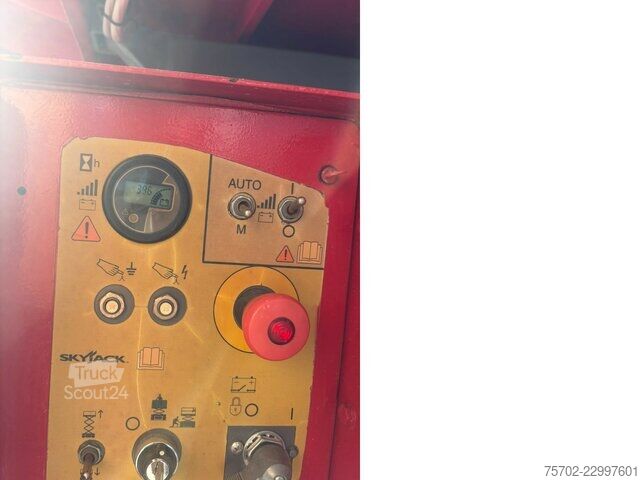 Фургон Skyjack SJ 6832 RTE 9,7 m Arbeitsbühne
