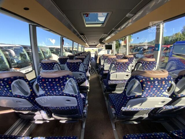 Tilausajobussi Setra S 516 HD/2