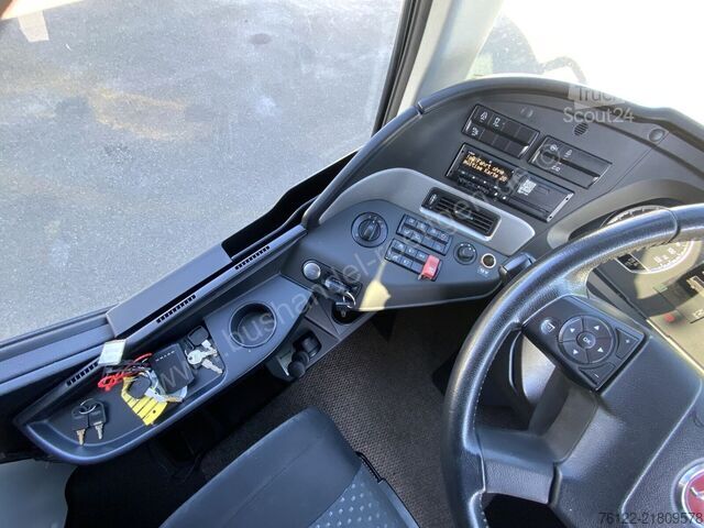 Tilausajobussi Setra S 516 HD/2