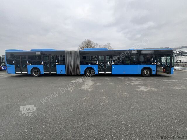 Kloubový autobus Mercedes-Benz Conecto G