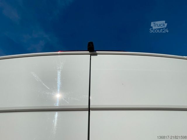 Ван с висока покривка VOLKSWAGEN Crafter Kasten 35 L4H3 Hochdach KAM Navi Klima