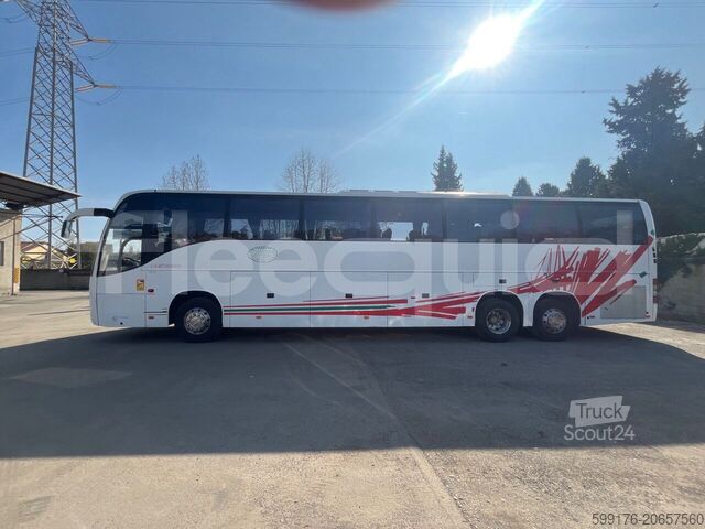 Tur aracı Volvo 9700