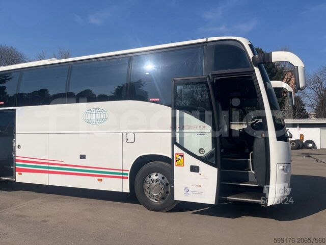 Tur aracı Volvo 9700