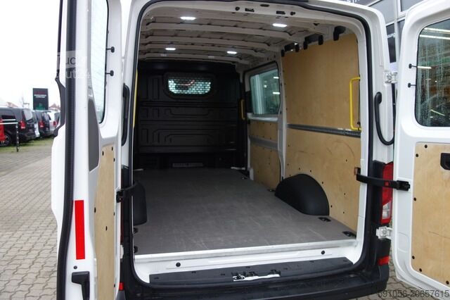 Panelinis furgonas Volkswagen Crafter 35 Kasten 4Mot L2H1 LED/STDHZG/AHK/KAM