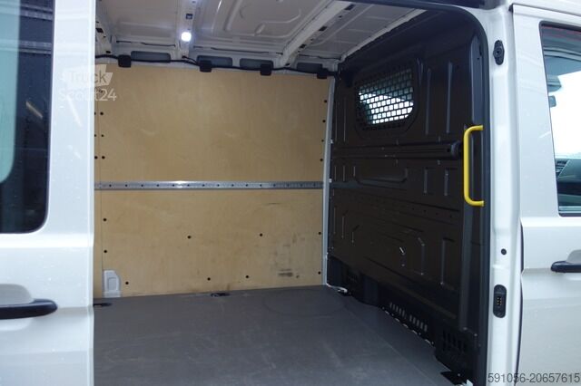 Panelinis furgonas Volkswagen Crafter 35 Kasten 4Mot L2H1 LED/STDHZG/AHK/KAM