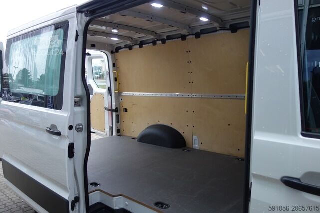 Panelinis furgonas Volkswagen Crafter 35 Kasten 4Mot L2H1 LED/STDHZG/AHK/KAM