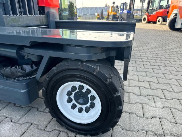 Vierwegvorkheftruck Combilift C4000 /2015 /Diesel/Triplex 7500 mm