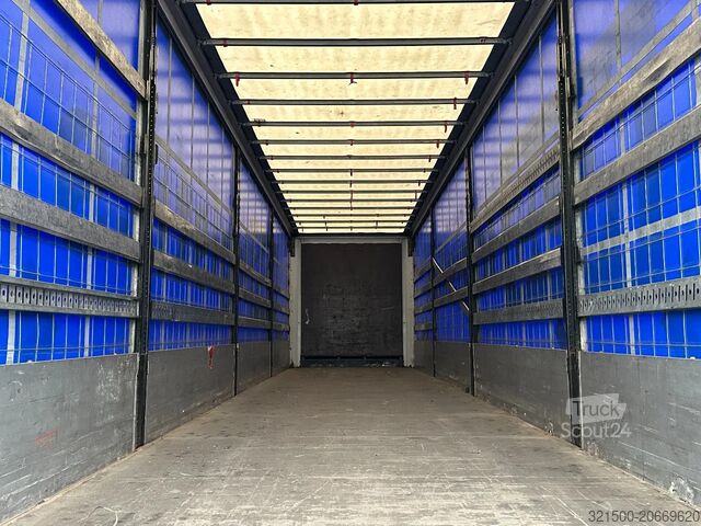 Schuifzeilen Krone Schuifzeil -Dak Met Borden / BPW-Assen / Apk 07...