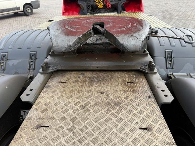 Trattore stradale standard SCANIA R620 6x4 Highline V8 Power