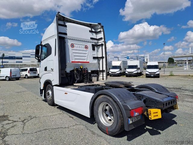 Standardni vlačilec IVECO S-WAY AS440S51T/P