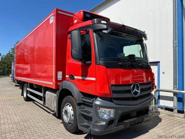 Chłodnia (samochód ciężarowy) MERCEDES-BENZ MB 1827 LL Kühlkoffer LBW 2,5 t Kamera