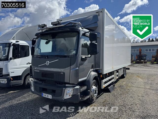 Koffer Volvo FL 250 4X2 14tonner Automatic Exhibition truck ...