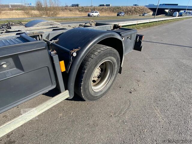 Шаси с кабина MercedesBenz AXOR 1829 4x2 chassis cab