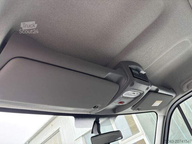 Transportér s plošinou a plachtou Renault Master 3,5T Plane*Allrad*Klima*1.Hand*