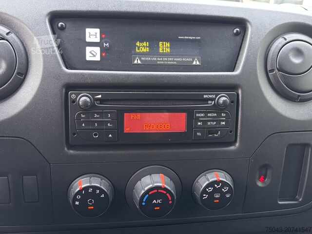 Transportér s plošinou a plachtou Renault Master 3,5T Plane*Allrad*Klima*1.Hand*