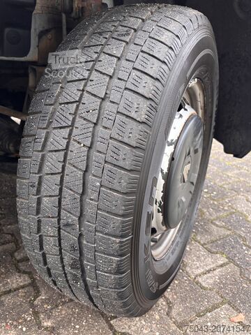 Transportér s plošinou a plachtou Renault Master 3,5T Plane*Allrad*Klima*1.Hand*