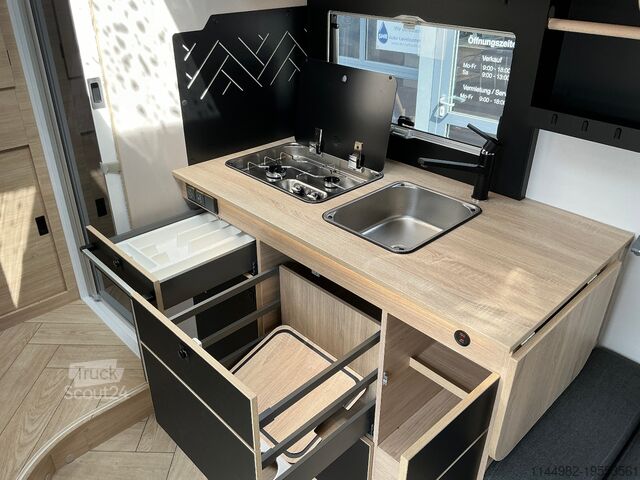 Camping-car semi-intégré CHALLENGER P 260 ETAPE ARCTIC PAKET / SOLARANLAGE / 4,1t