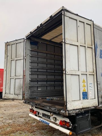 Auflieger mit Pritsche & Plane KRONE Standard_ FerryLashing_Palettenk_ SAF_ Liftachse