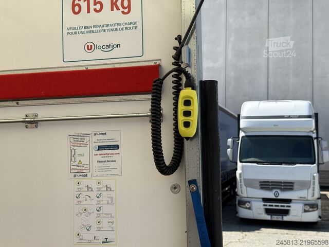 شاحنة بانل Iveco daily 35-160