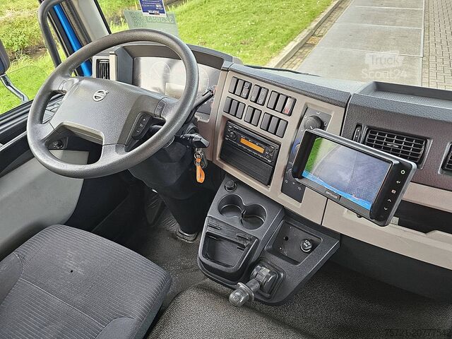 Kovček VOLVO FL 240.12