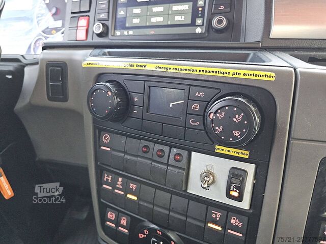 Plateau de chargement M.A.N. 35.420 TGS HIAB 228ES-5,8x2*6