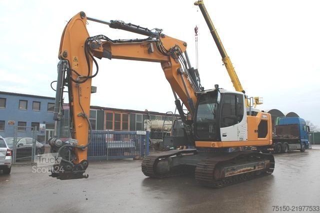 Rupsgraver LIEBHERR R924 LC VERSTELLAUSLEGER Nr.: 130