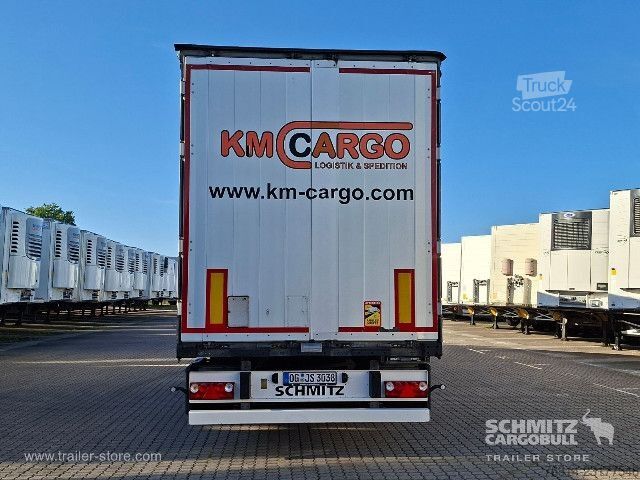 Відкритий напівпричіп з тентом Schmitz Cargobull Curtainsider Standard Getränke