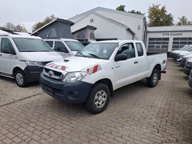 Pikap TOYOTA Hilux King cab  1. Hand