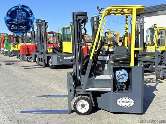 четырёхсторонний автопогрузчик Combilift C3000CB GAS TRIPLEX 4900 POSITIONER